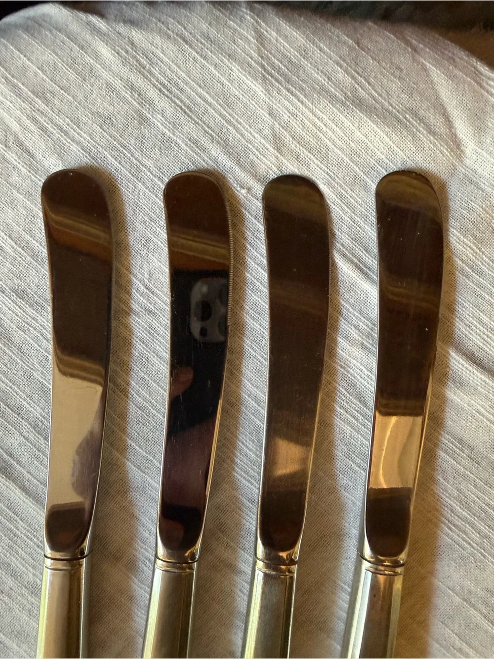 Set of 4 Oneida Paul Revere Pistol Grip Butter Dinner Knives 9”